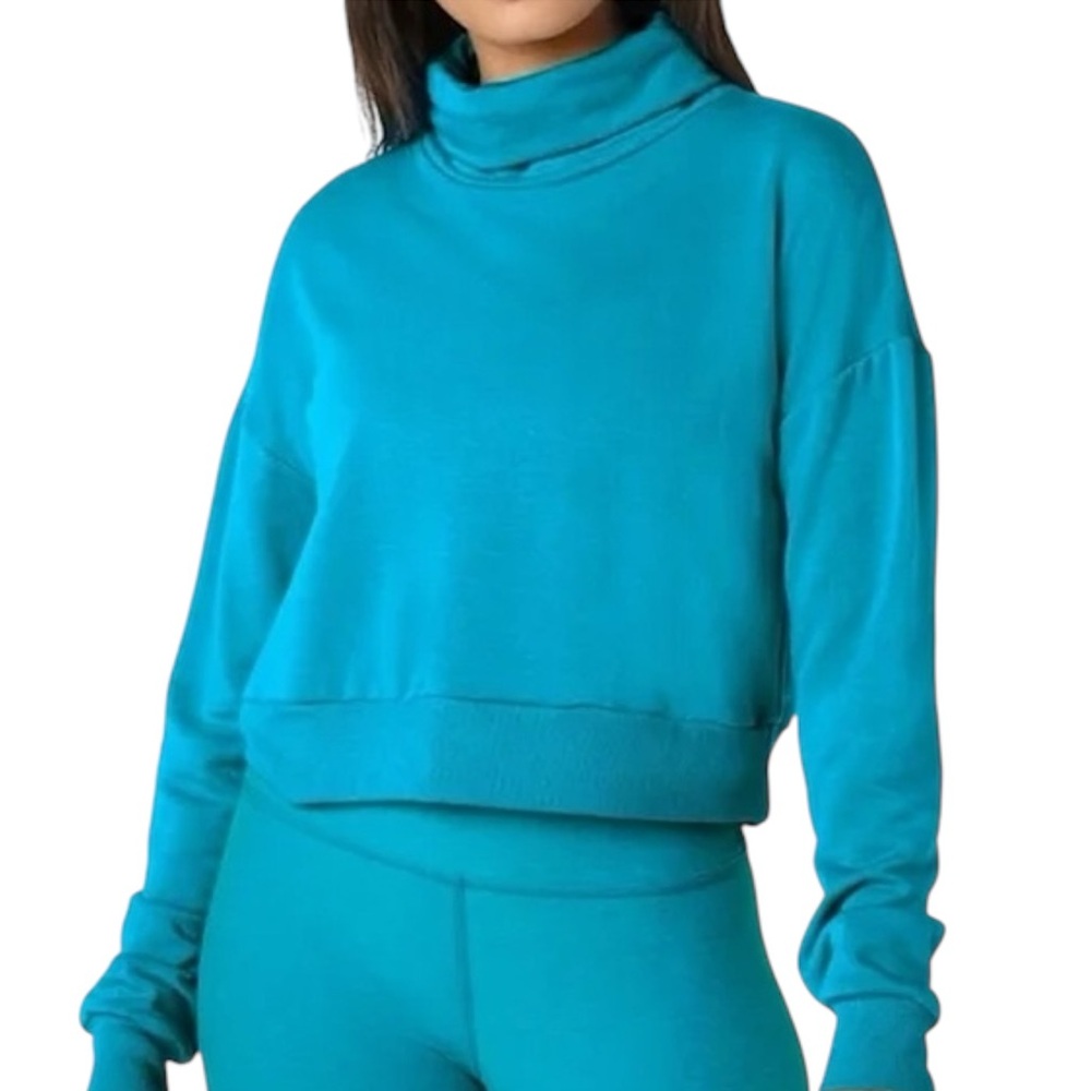 Beyond Yoga Women's All Time Cropped Pullover Funnel Neck Blue Size XL
